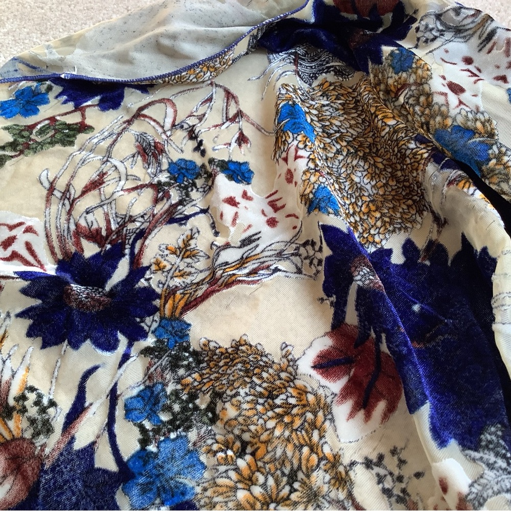 Floral Velvet Shawl with Blue and Gold Accents - Picture 7 of 7